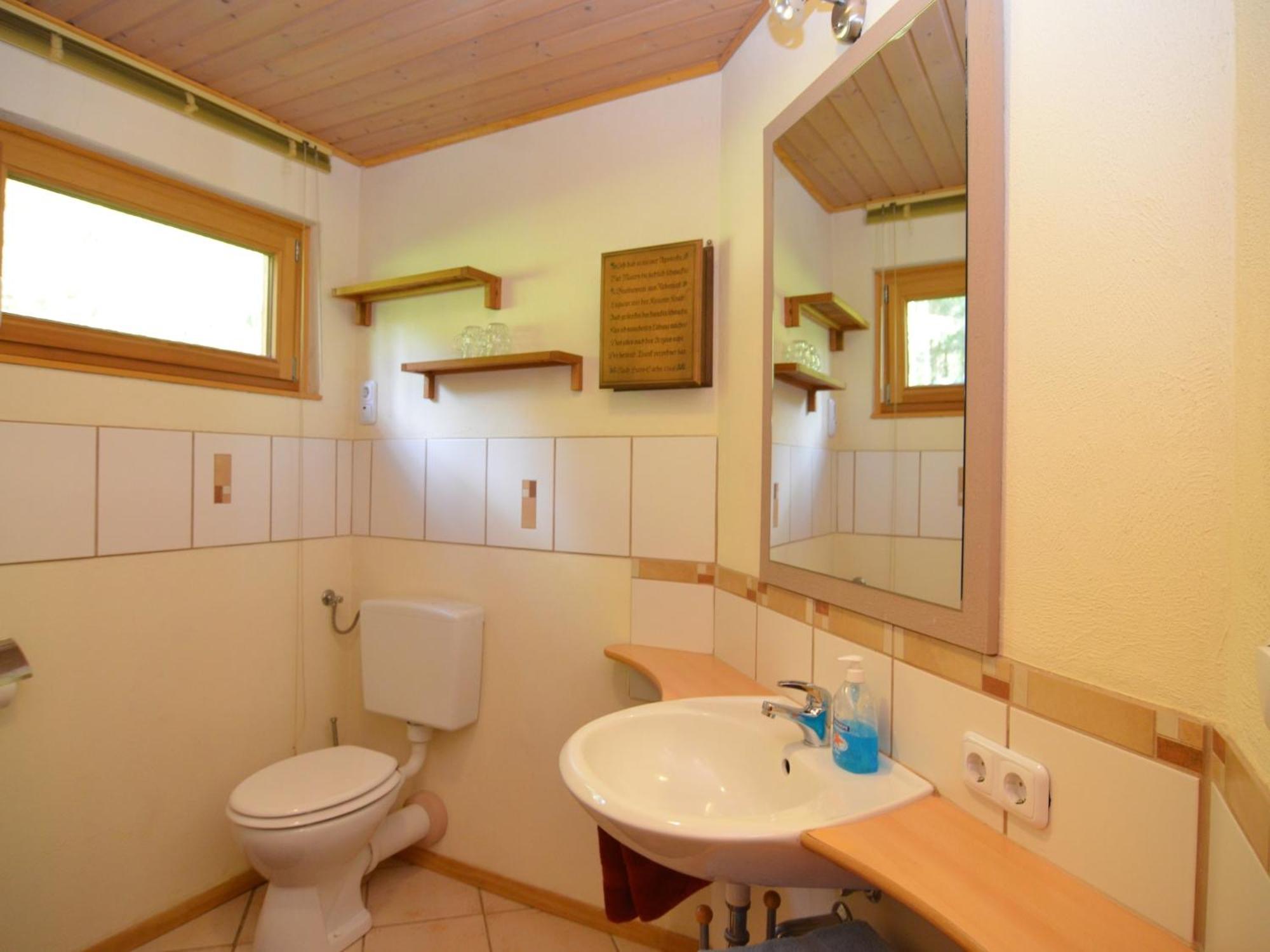 Cosy Apartment With Covered Porch Финстерберген Экстерьер фото